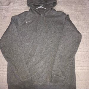 Men’s grey Nike hoodie!